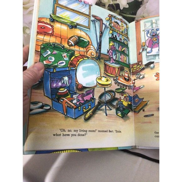 1980 Vintage Children’s Hardback Sesame Street “Spring Cleaning” Jim Henson’s - Picture 9 of 10